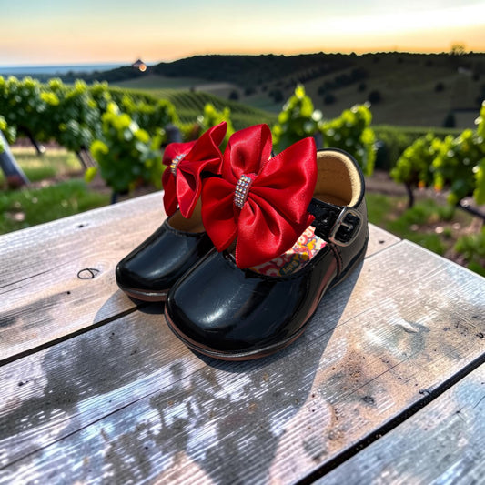 Sofía, zapatitos de charol negro con lazo rojo Christhinne - foto 2