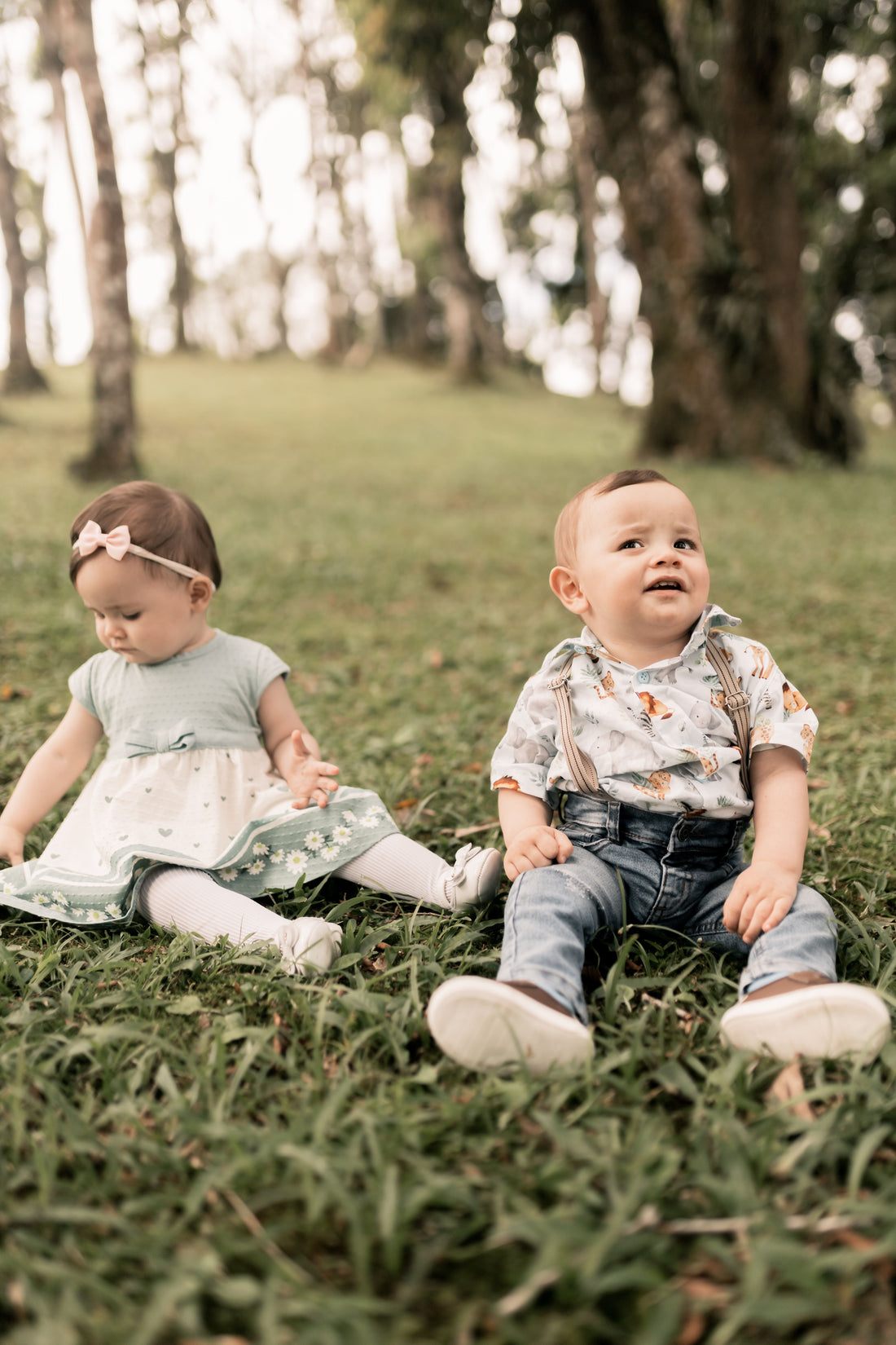 ¿Por qué mi bebé se quita los zapatos? Causas y qué hacer